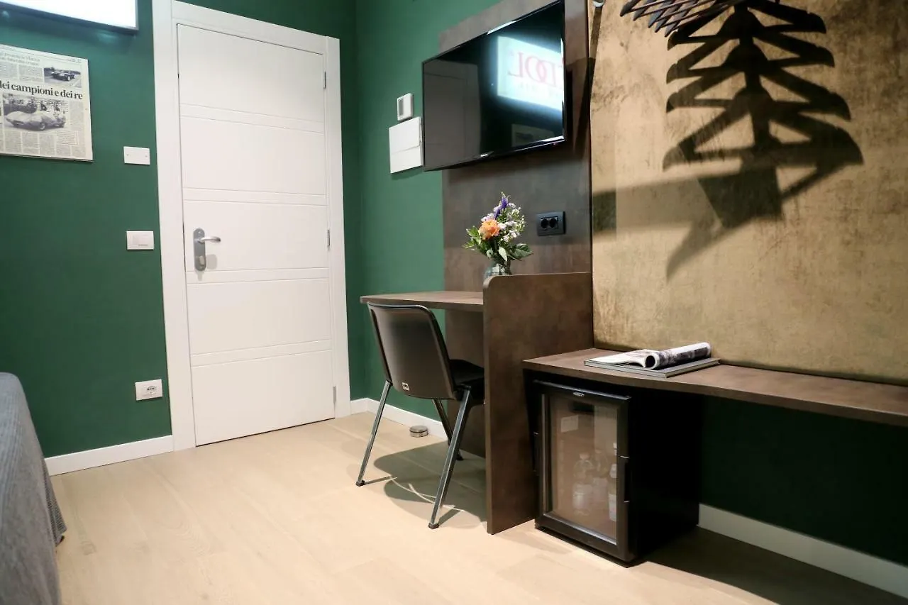 OFFICINA TESINI Guest Rooms Vérone 2*,