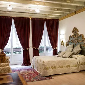 Bed & Breakfast La Corte Di Giulietta, Verona